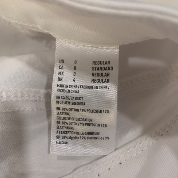 Ripped White American Eagle Skinny Jeans - Picture 6 of 6